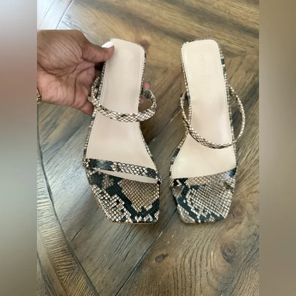 The Drop Snakeskin Strappy Heels Size 8 - Picture 3 of 7